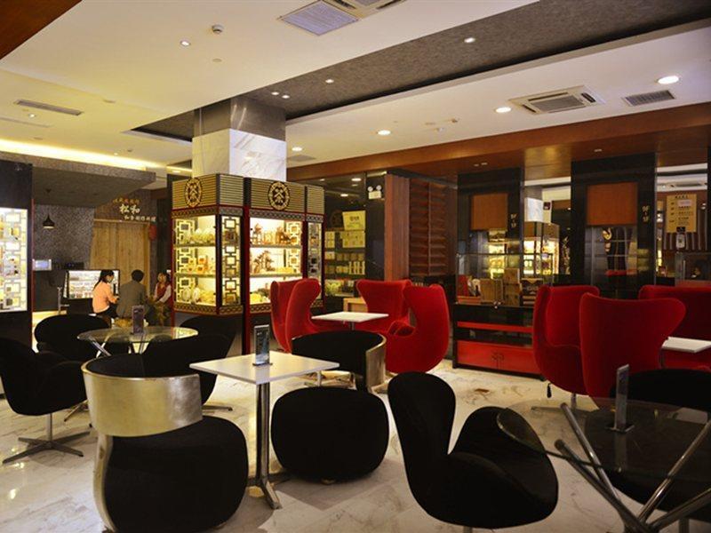 Kingtown Hotel Hongmei Шанхай Екстериор снимка