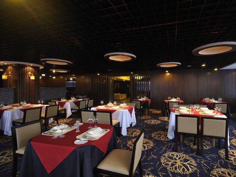 Kingtown Hotel Hongmei Шанхай Екстериор снимка