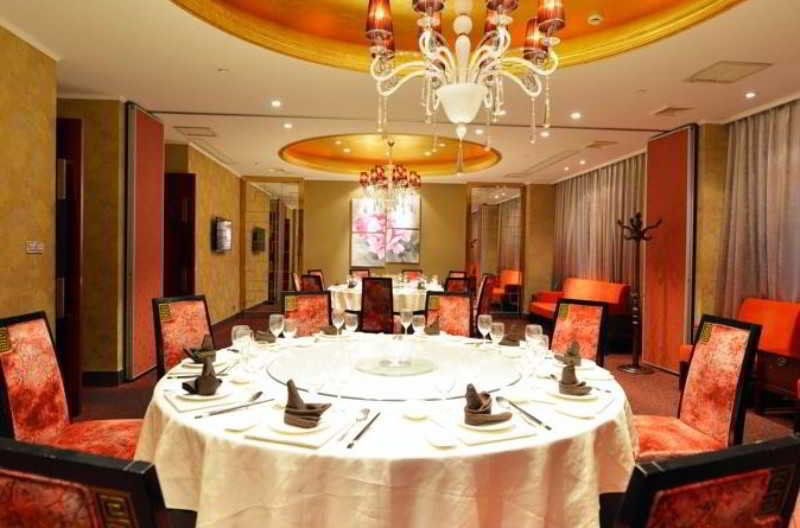 Kingtown Hotel Hongmei Шанхай Екстериор снимка
