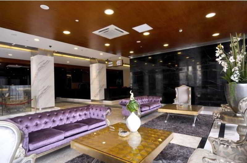 Kingtown Hotel Hongmei Шанхай Екстериор снимка